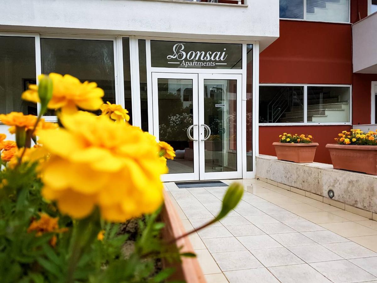 Bonsai Apartments Mola Kalyva Bagian luar foto